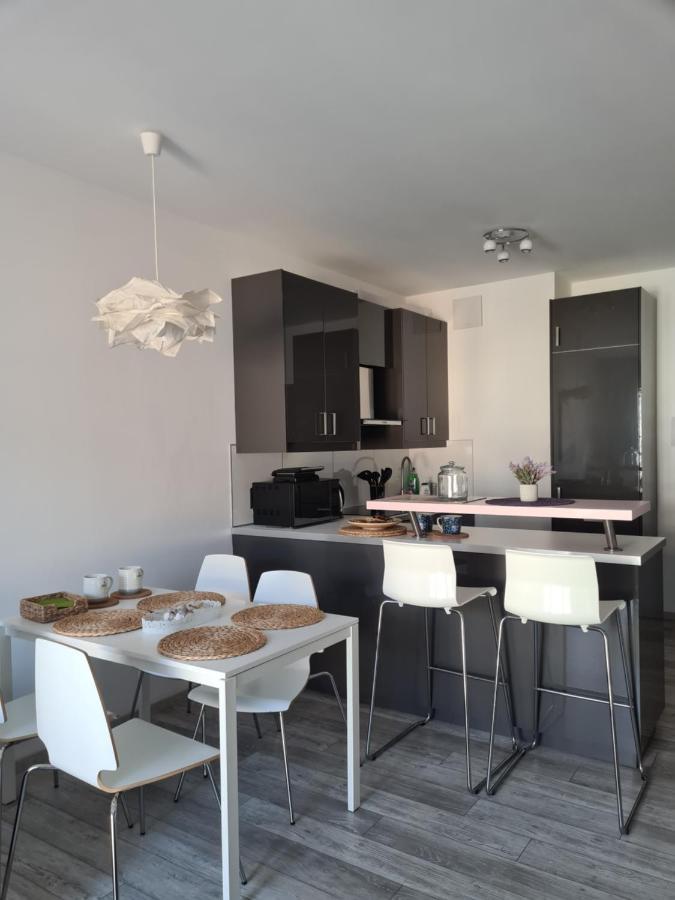 Boznicza Old Town Lux Apartment, Self Check-In 24H, Free Parking بوزنان المظهر الخارجي الصورة